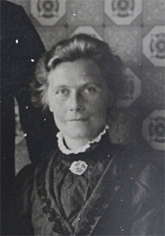 brita_julia_jonasson_f1878.jpg