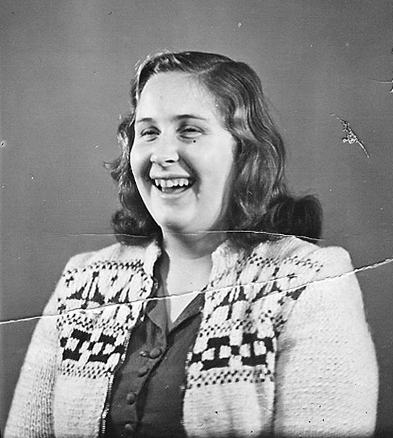 Elvy   Bernhardsson 1930-2022