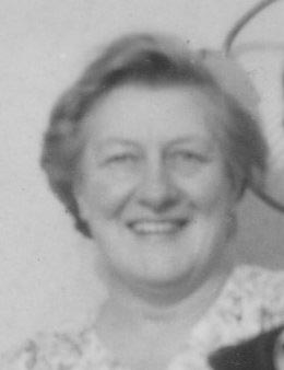 helga_sofia_karlsson_f1895.jpg