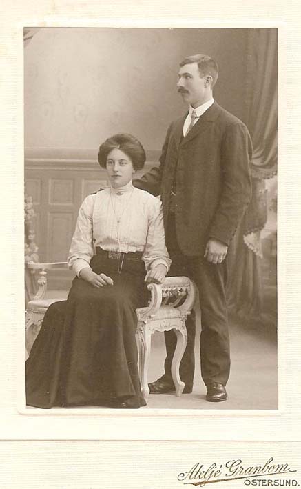 hilma_matilda_persson_1889-1972_olof_gronvik_1889-1931.jpg